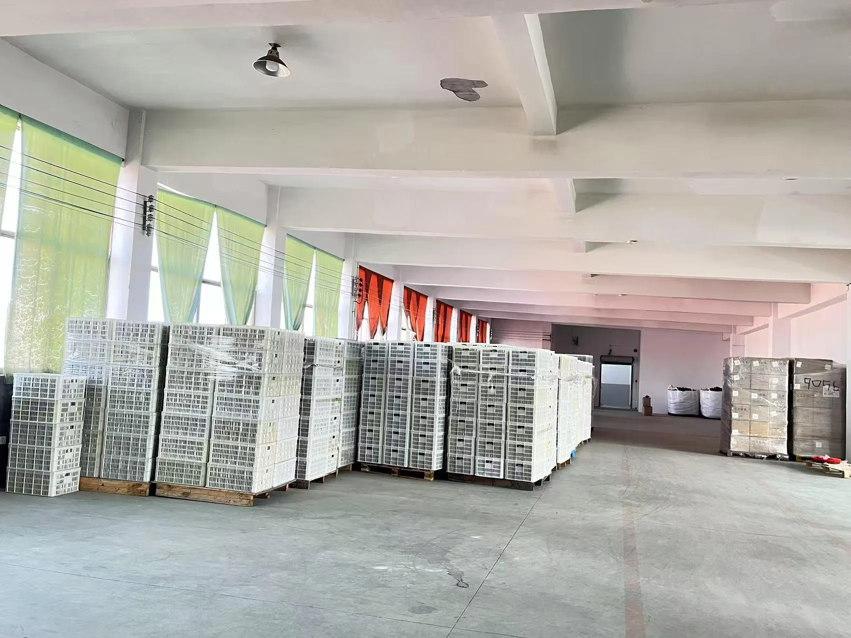 Export-ready packing and shipment preparation